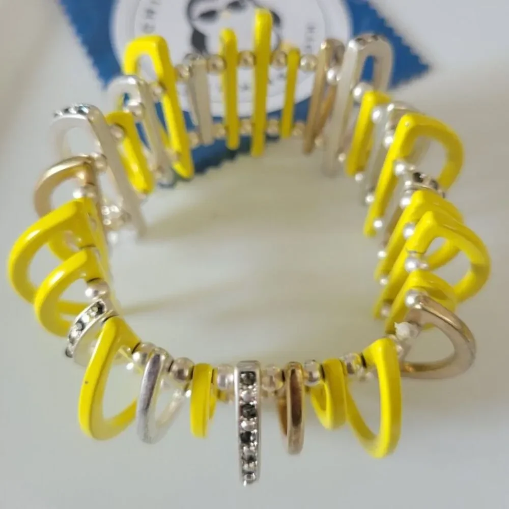 Vintage Kenneth Cole Avant Garde Stretch Bracelet Yellow Gold Silver Metal